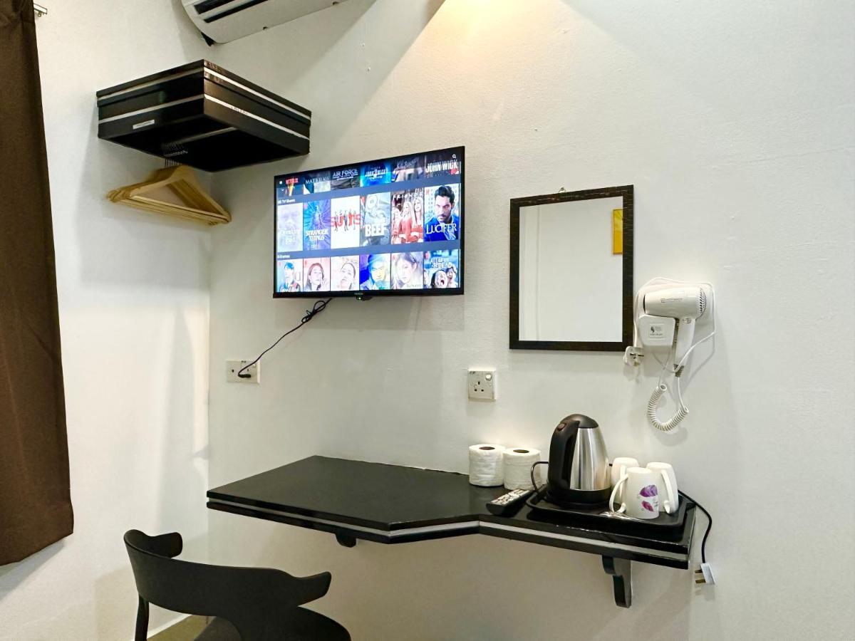 Hotel Tourist City Centre By Hotspot Essential โกตาคินาบาลู ภายนอก รูปภาพ