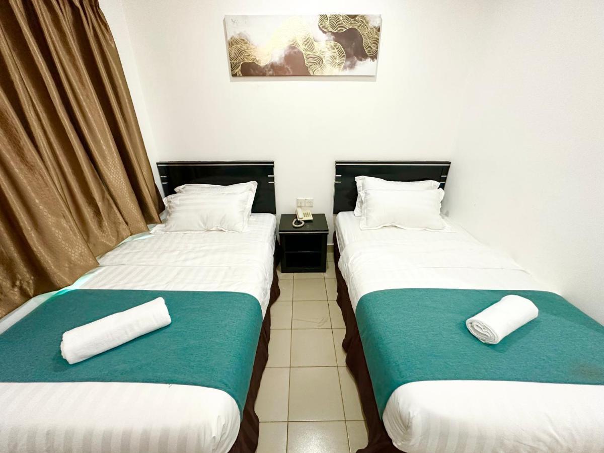 Hotel Tourist City Centre By Hotspot Essential โกตาคินาบาลู ภายนอก รูปภาพ